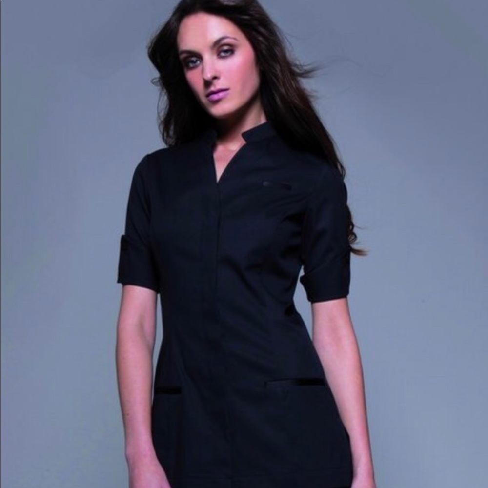 STYLE MONARCHY Niagara Spa Uniform Shirt
